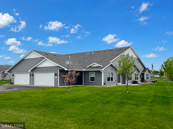 801 Stonehaven Path, Milaca, MN 56353