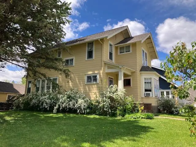 316 Elm Avenue E, Waseca, MN 56093 - #2