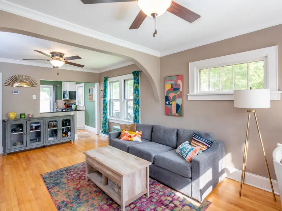 1055 Virginia Street, Saint Paul, MN 55117 - #3