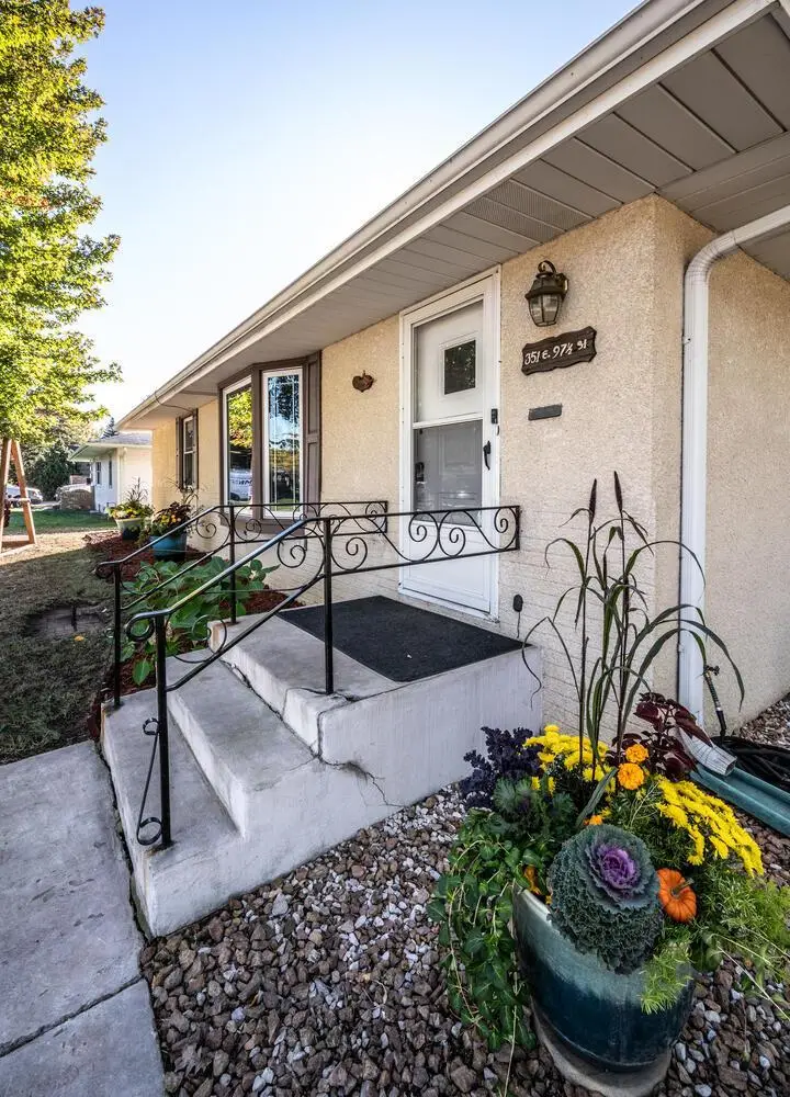 351 E 97 1/2 Street, Bloomington, MN 55420 - #2