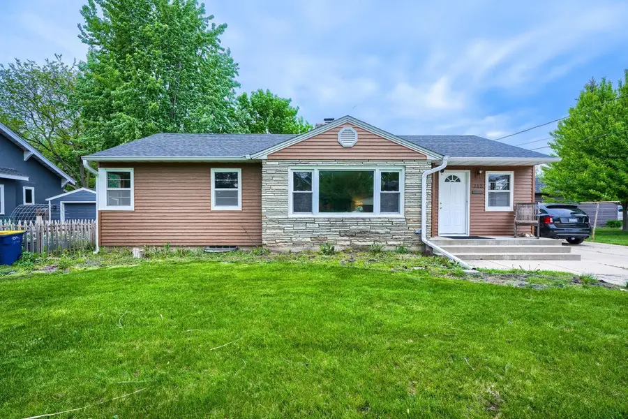 212 Woodley Street W, Northfield, MN 55057 - #2