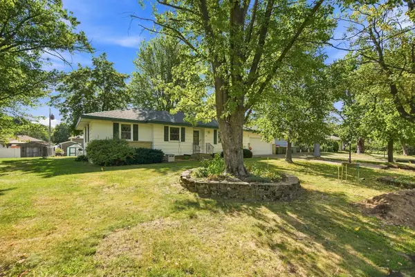 10565 Madison Street Ne, Blaine, MN 55434