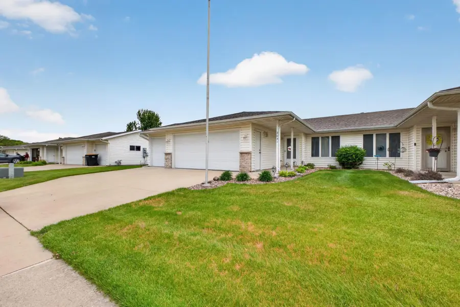 2031 Pinewood Road Se, Rochester, MN 55904 - #2