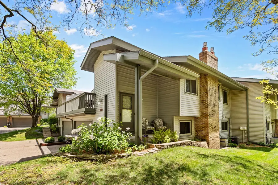 9731 Dorset Lane, Eden Prairie, MN 55347 - #3