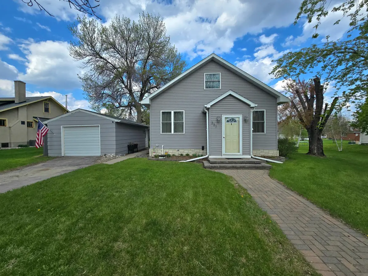337 2nd Avenue E, Halstad, MN 56548 - #1