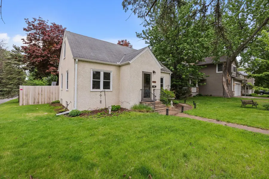 4366 Vera Cruz Avenue N, Robbinsdale, MN 55422 - #2