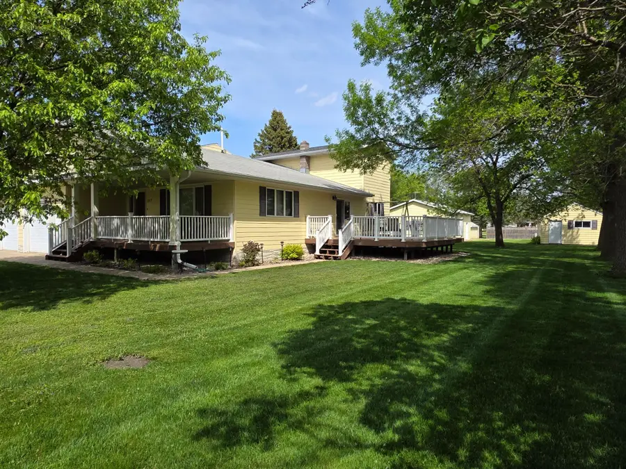 307 Brook Avenue N, Porter, MN 56280 - #3