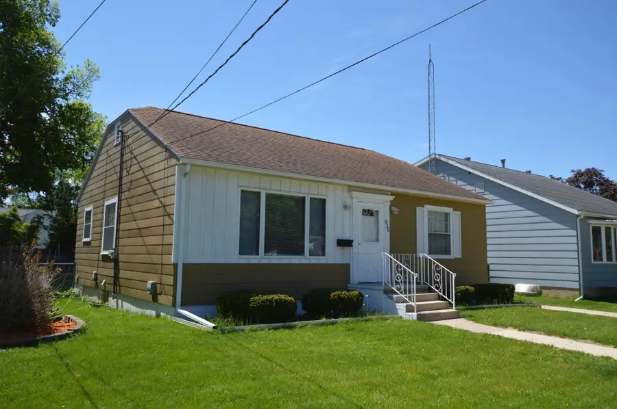 630 15th Street Ne, Rochester, MN 55906 - #3