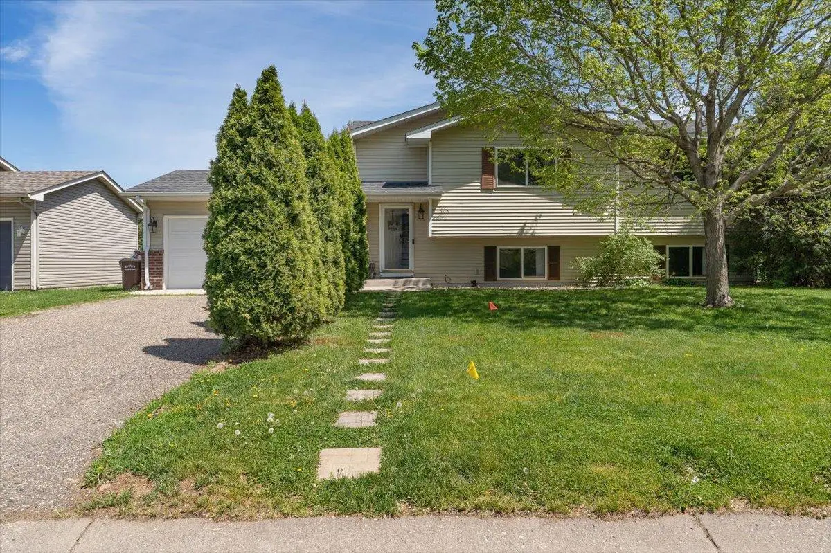 424 Wagon Wheel Circle, Buffalo, MN 55313 - #1