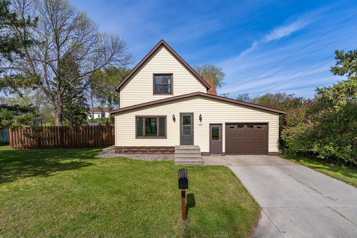 629 Barrette Street, Crookston, MN 56716 - #1