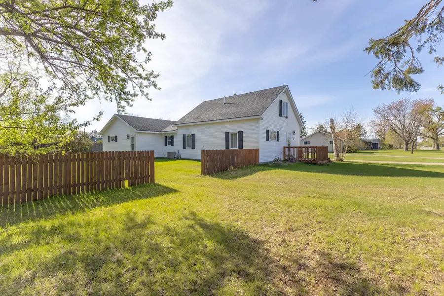 412 Grant Avenue Se, Bemidji, MN 56601 - #3