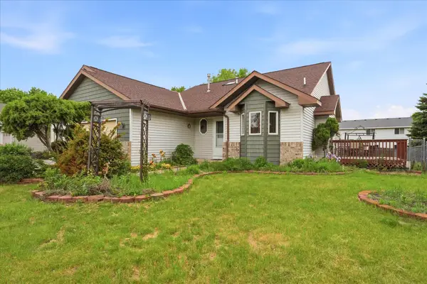 7208 90th Trail N, Brooklyn Park, MN 55445