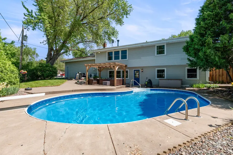127 Birch Drive Ne, Forest Lake, MN 55025 - #2