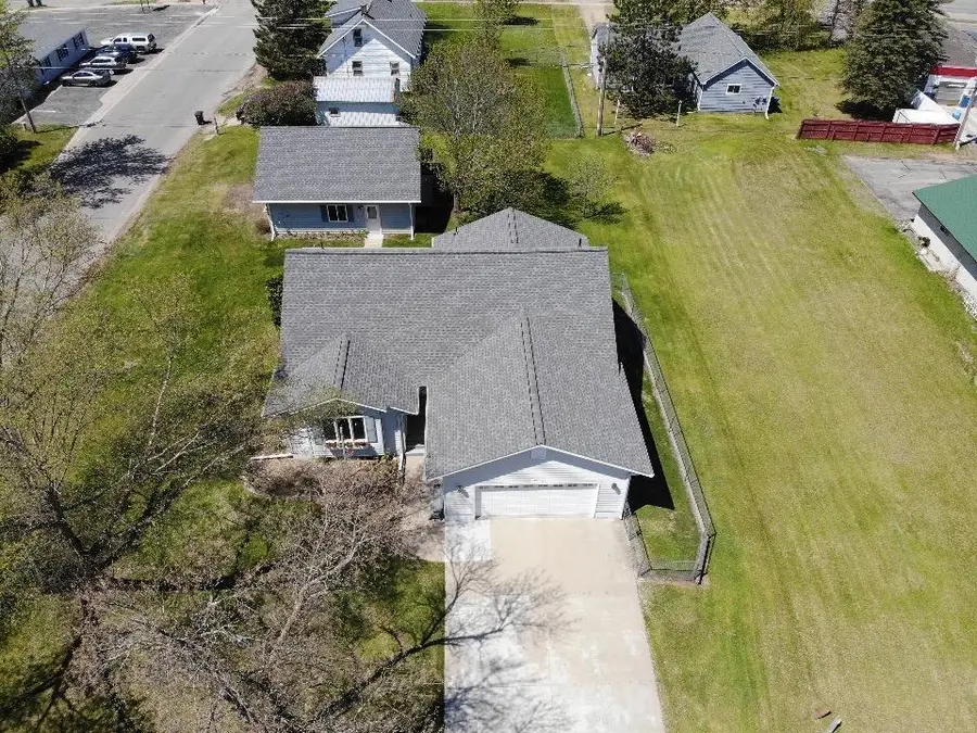 901 5th Street Ne, Staples, MN 56479 - #2