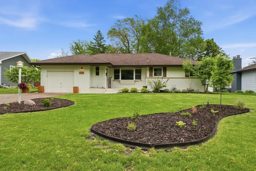 3908 Utah Avenue N, New Hope, MN 55427 - #2