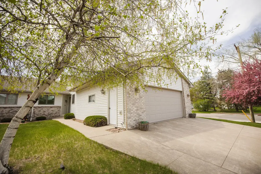 2 Line Drive, Morris, MN 56267 - #2