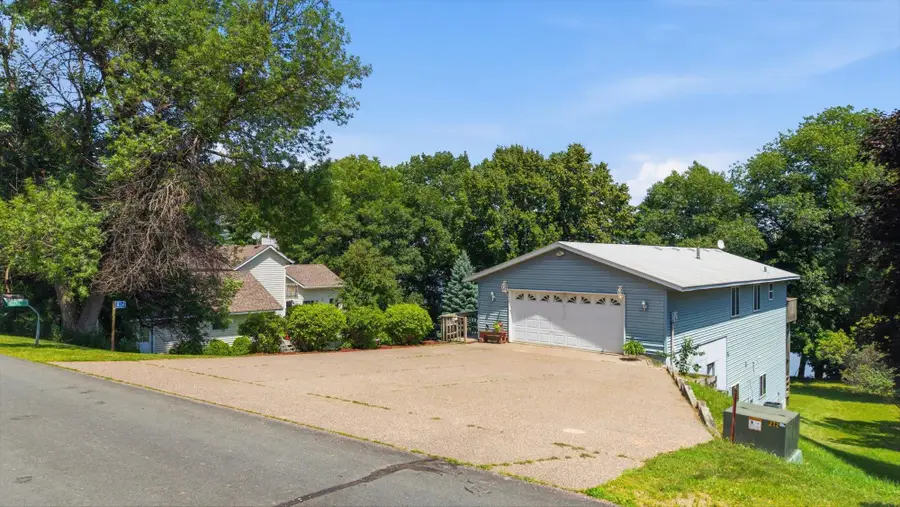 824 Halsey Avenue Se, Buffalo, MN 55313 - #2