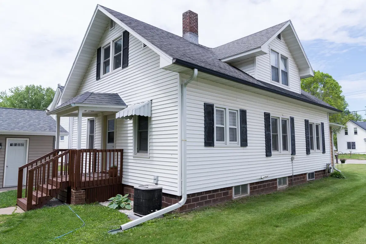 551 W Main Street, Mondovi, WI 54755 - #1