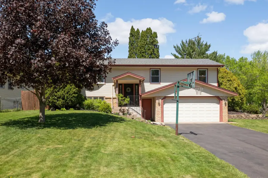14895 Easter Avenue, Apple Valley, MN 55124 - #2