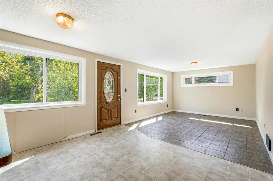 25 W 7th Street, Rush City, MN 55069 - #3