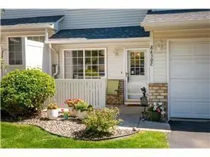 8630 Quarry Ridge Lane #C, Woodbury, MN 55125