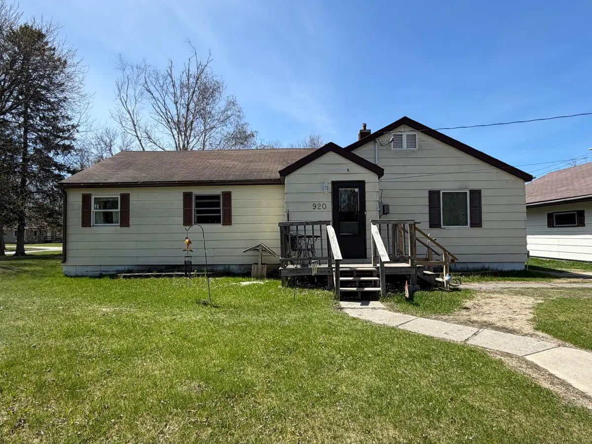 920 13th Avenue, International Falls, MN 56649 - #1