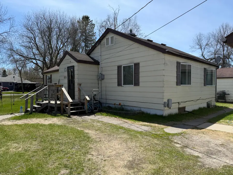 920 13th Avenue, International Falls, MN 56649 - #2
