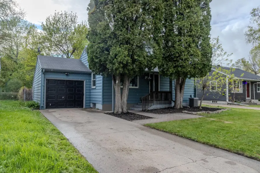 1521 13 1/2 Street S, Fargo, ND 58103 - #3