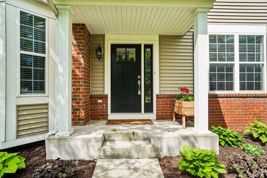 2908 Hilltop Drive, Chaska, MN 55318 - #3