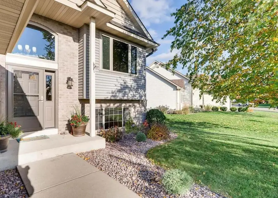 10780 Sailor Way, Woodbury, MN 55129 - #3