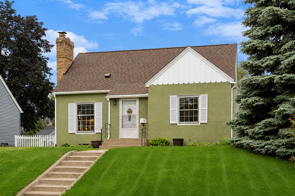 4535 Vincent Avenue N, Minneapolis, MN 55412