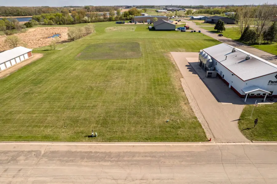 302 E Pike Street, Osakis, MN 56360 - #2
