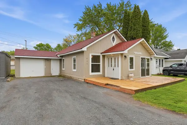 311 N Shore Drive, Forest Lake, MN 55025