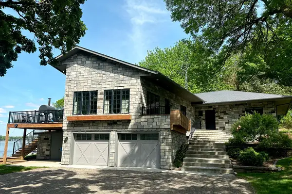 6213 Shamrock Drive, Madison Lake, MN 56063