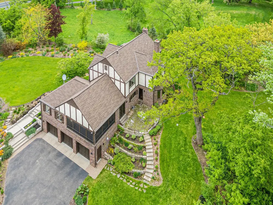 3 Meadow Lane, Dellwood, MN 55110 - #2