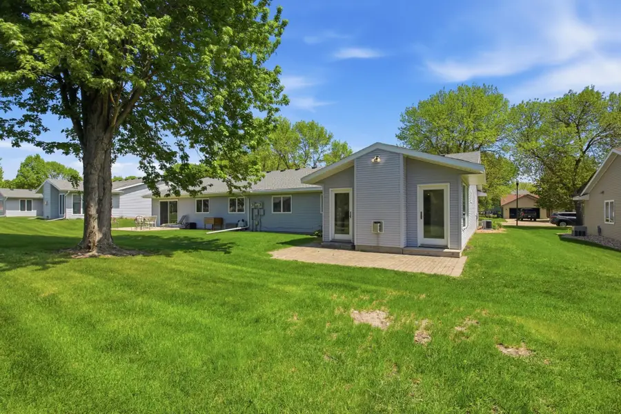 2510 9th Street Sw, Willmar, MN 56201 - #3