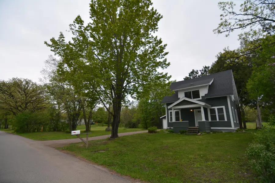 340 River Drive W, Milaca, MN 56353 - #2