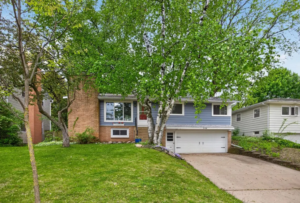 548 22nd Street Ne, Rochester, MN 55906 - #1