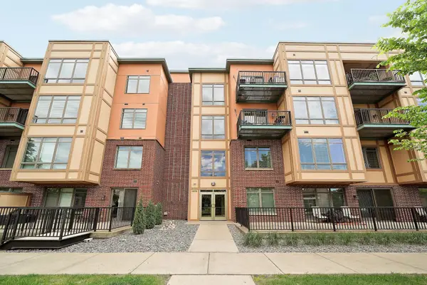1070 Grandview Court Ne #300, Columbia Heights, MN 55421