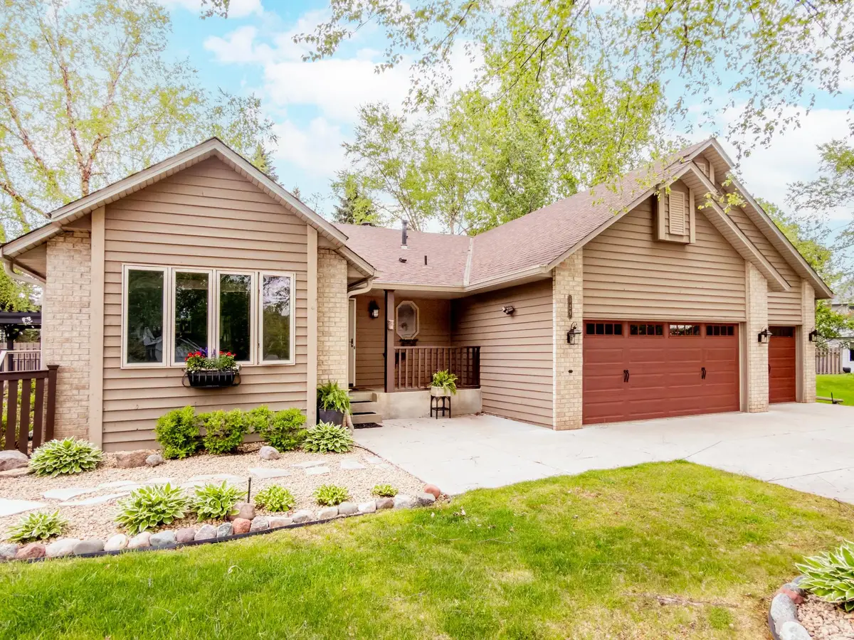 129 Hemlock Place, Vadnais Heights, MN 55127 - #1