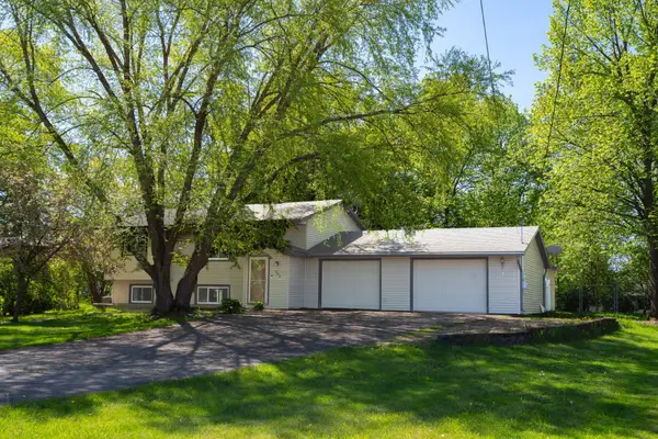 906 5th Avenue Ne, Little Falls, MN 56345