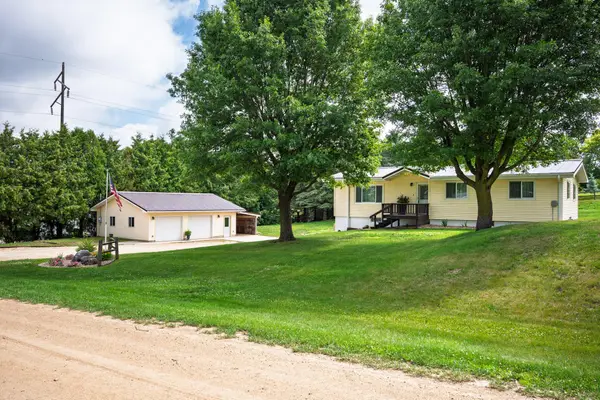 45094 Nygren Road, Zumbrota, MN 55992