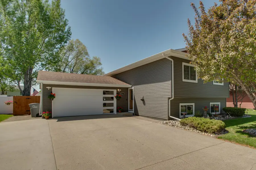 1317 35th Avenue S, Moorhead, MN 56560 - #3