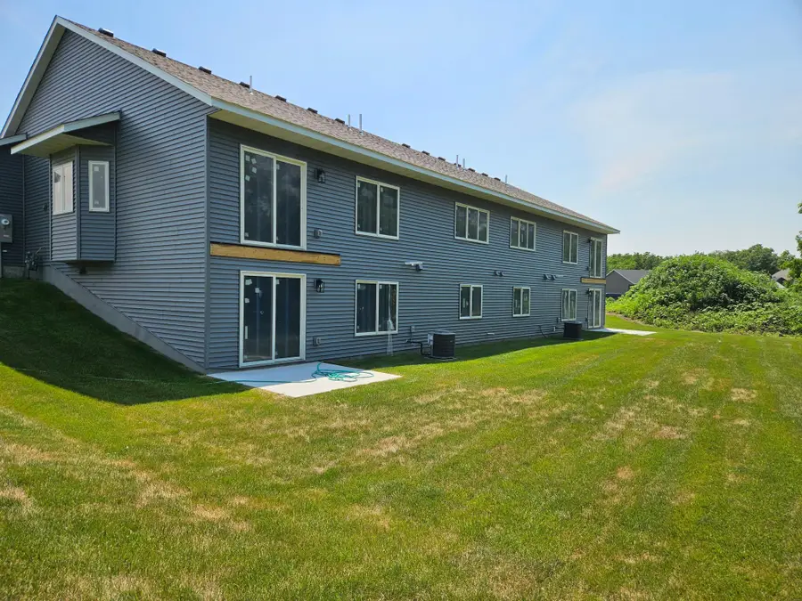 2040 13th Street Nw, Faribault, MN 55021 - #3