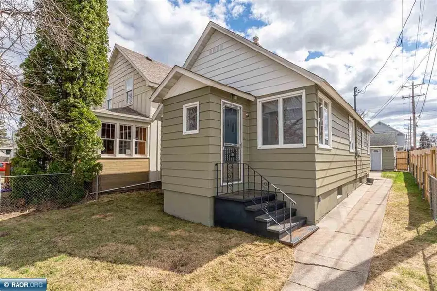 101 E Indiana Avenue, Gilbert, MN 55741 - #2