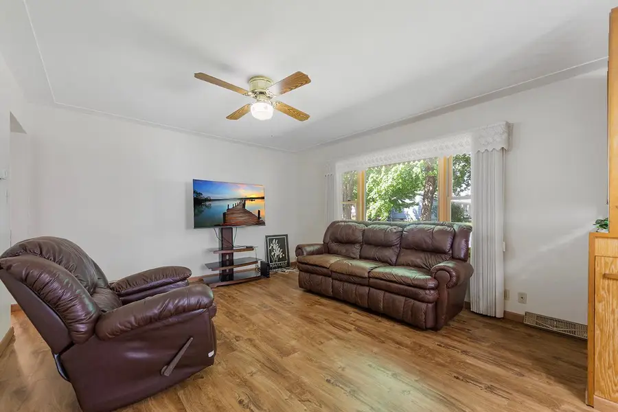 921 N Payne Street, New Ulm, MN 56073 - #3