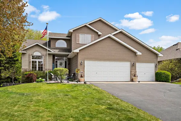 9362 Austrian Pine Avenue N, Brooklyn Park, MN 55443