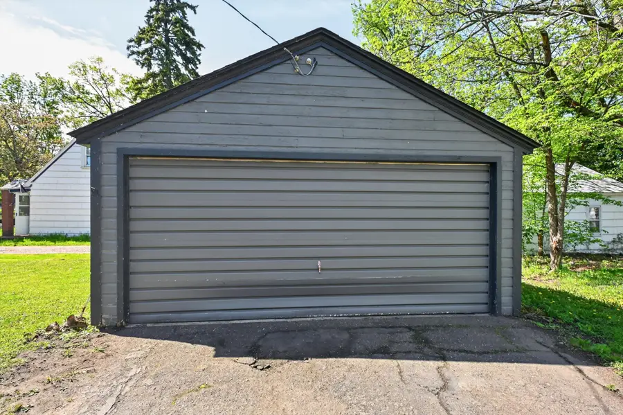 620 8th Avenue E, Alexandria, MN 56308 - #2