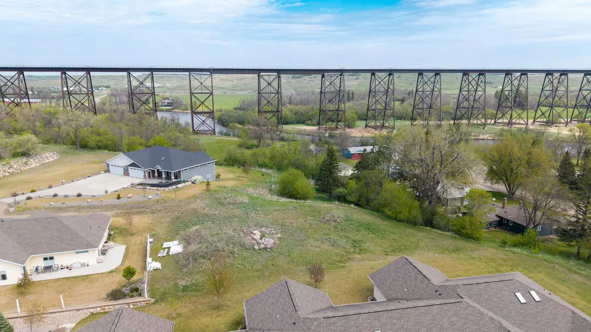 554 Legacy Lane, Valley City, ND 58072 - #1