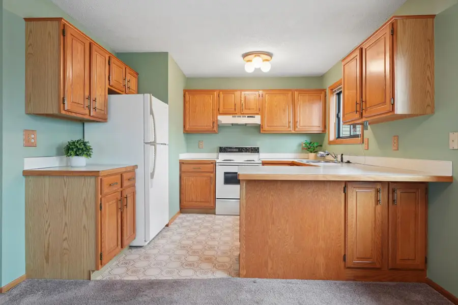 9905 54th Place N #5, Minneapolis, MN 55442 - #3